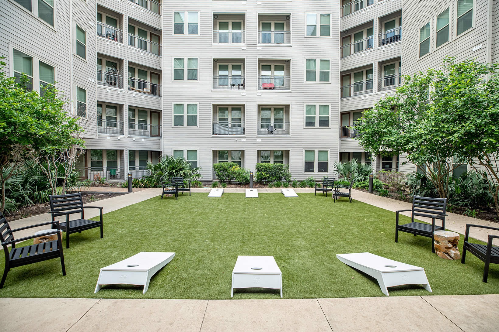 Game Lawn game lawn with cornhole